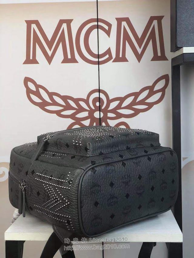 MCM雙肩背包 原單 5927小號 Gunta“M”字形鉚釘背包 金屬鉚釘 MCM女背包  mdmc1133